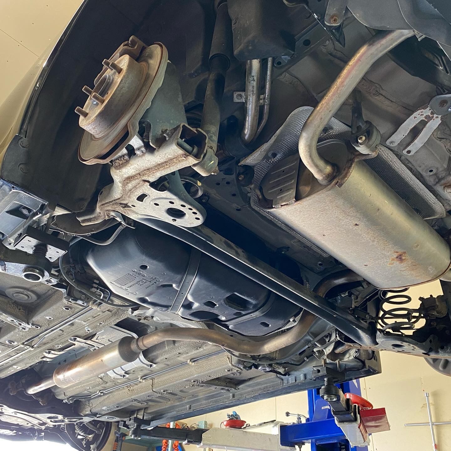 F541BB6E-8957-47F2-ADFA-5B2FB82E3925