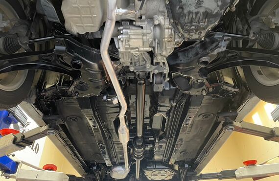 新潟 株式会社シエロ自動車 - ノックスドール使用のアンダーコート施工サービス　ワゴンR